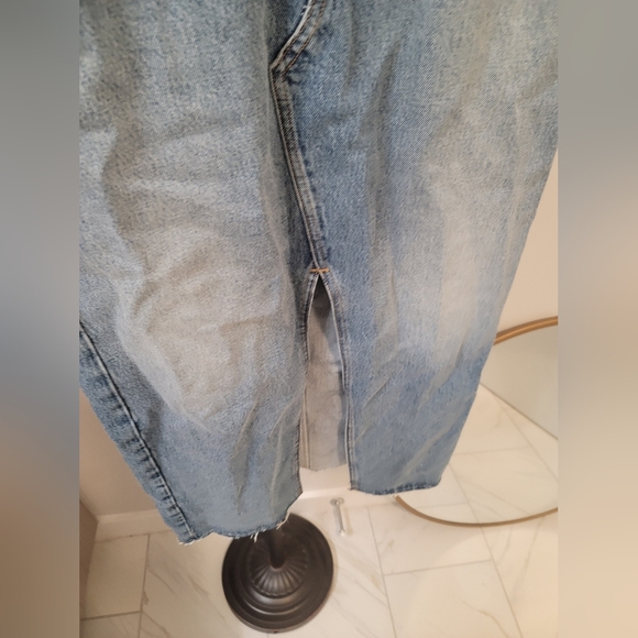 Reformation Nila Long Denim Skirt Denim- Size 28 - Picture 4 of 9
